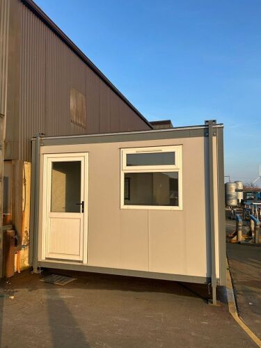 APPROX. 12ft x 10ft STEEL CLAD OPEN PLAN OFFICE