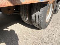 MAC 39 TON 45ft TRI AXLE LOW LOADER ON AIR - 12