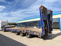 MAC 39 TON 45ft TRI AXLE LOW LOADER ON AIR - 16