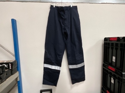 UNUSED PORTWEST XL 33" LEG WORK TROUSERS