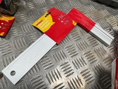 UNUSED AMTECH 300mm ALUMINIUM TRI SQUARE