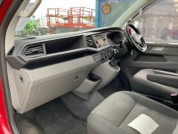 VOLKSWAGEN TRANSPORTER T32 HIGHLINE 4MOTION KOMBI SWB 2.0 BITDI 204 AUTOMATIC CREW VAN - 9