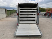 IFOR WILLIAMS TA510G-12 12ft6" X 6ft 3.5 TON TWIN AXLE LIVESTOCK TRAILER - 17