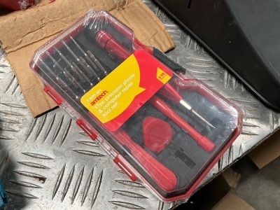 UNUSED AMTECH 17 PIECE PRECISION PHONE & COMPUTER REPAIR TOOL SET