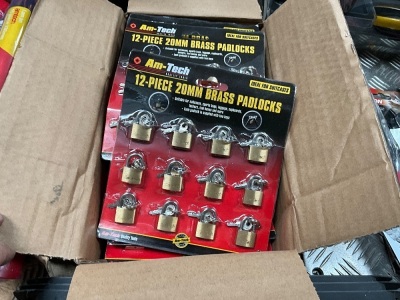 BOX OF UNUSED 20mm BRASS PADLOCK