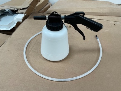 UNUSED SEALEY UNDER SEAL GUN C/W CANISTER & EXTENSION PROBE