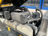 COMPAIR C76 SINGLE AXLE 3 TOOL FAST TOW ROAD COMPRESSOR&nbsp; - 15