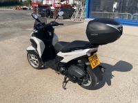 YAMAHA MWS125-A TRICITY 125 PETROL 3 WHEELED URBAN SCOOTER - 5