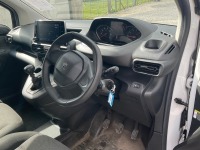 PEUGEOT PARTNER 1000 PROFESSIONAL STANDARD 1.5 BLUE HDI 100PS - 24