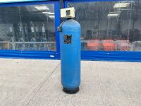 WATER TREATMENT VESSEL C/W AUTOMATIC TIMER CONTROL - 4