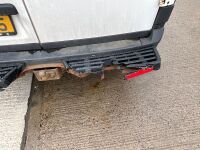 VOLKSWAGEN CRAFTER CR35 TRENDLINE LWB 2.0 TDI 140PS HIGH ROOF FRIDGE VAN - 17