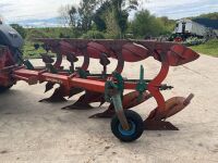 KVERNLAND 4 FUR REVERSIBLE PLOUGH - 7