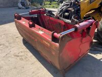 APPROX. 6ft REDROCK HYDRAULIC SILAGE BLOCK CUTTER - 8