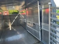 IFOR WILLIAMS 16ft x 6ft 3500KGS TRI AXLE LIVESTOCK TRAILER - 21