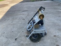 UNUSED MAX FLOW HAWK 1 PTO DRIVEN 3600psi POWER WASHER - 4
