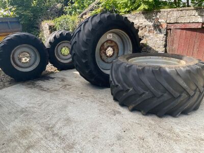 4No. FLOATATION RIMS & TYRES