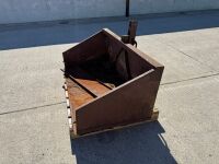 APPROX. 4.6ft LINKBOX - 3