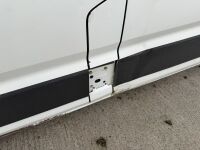 VOLKSWAGEN CRAFTER CR35 STARTLINE MWB FW 2.0 TDI 102PS HIGH ROOF CREW VAN - 8