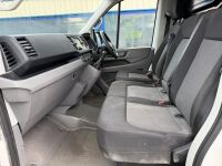 VOLKSWAGEN CRAFTER CR35 TRENDLINE MWB 2.0 TDI 140PS HIGH ROOF VAN - 9