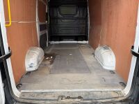 VOLKSWAGEN CRAFTER CR35 TRENDLINE MWB 2.0 TDI 140PS HIGH ROOF VAN - 18