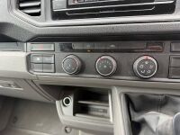 VOLKSWAGEN CRAFTER CR35 TRENDLINE MWB 2.0 TDI 140PS HIGH ROOF VAN - 27