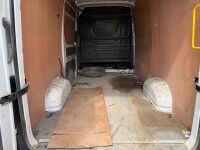 VOLKSWAGEN CRAFTER CR35 TRENDLINE MWB 2.0 TDI 140PS HIGH ROOF VAN - 22