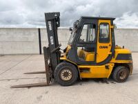 CLARK CMP50SD 5 TON DIESEL FORKLIFT - 3
