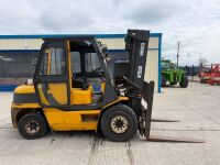 CLARK CMP50SD 5 TON DIESEL FORKLIFT - 15