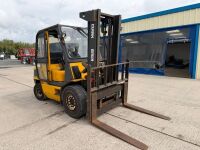 CLARK CMP50SD 5 TON DIESEL FORKLIFT - 18
