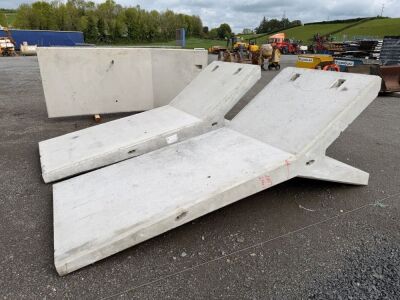 3No. UNUSED 3m CONCRETE ROCKET WALLS
