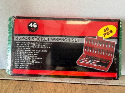 UNUSED 46 PIECE 1/4 SOCKET SET