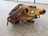 DROMONE HYDRAULIC QUICK HITCH TO SUIT 15 TON MACHINE - 11