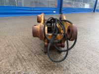 DROMONE HYDRAULIC QUICK HITCH TO SUIT 15 TON MACHINE - 18