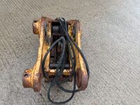 DROMONE HYDRAULIC QUICK HITCH TO SUIT 15 TON MACHINE - 19