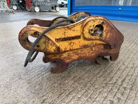 DROMONE HYDRAULIC QUICK HITCH TO SUIT 15 TON MACHINE - 22