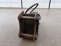 MONTABERT 240 ROCK HAMMER TO SUIT 15 TON MACHINE - 19