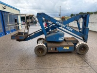 UPRIGHT AB38 BATTERY OPERATED BOOM LIFT - NON RUNNER - 2