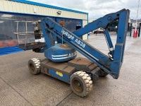 UPRIGHT AB38 BATTERY OPERATED BOOM LIFT - NON RUNNER - 3