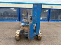 UPRIGHT AB38 BATTERY OPERATED BOOM LIFT - NON RUNNER - 6