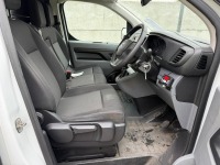 VAUXHALL VIVARO 2900 SPORTIVE L2 H1 1.5D 100PS FRIDGE VAN - 26