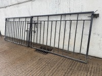 2No. APPROX. 1450mm x 870mm METAL GATES&nbsp; - 6