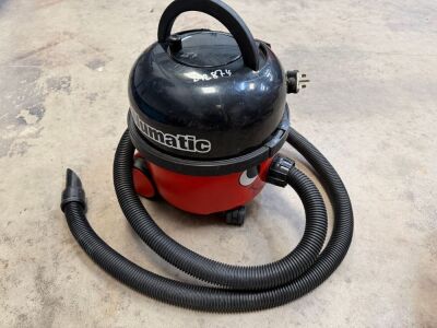 NUMATIC HENRY VACUUM CLEANER