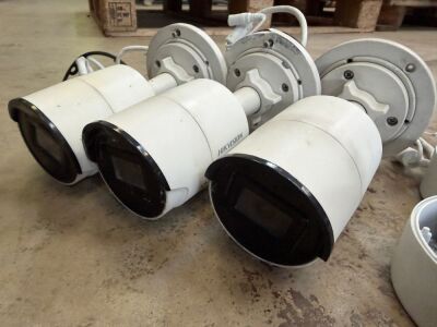3No. USED HIKVISION DS-2CD2046G2-IU CCTV CAMERAS