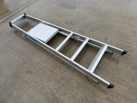 4 TREAD ALUMINIUM STEP LADDER