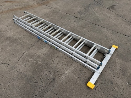 8 TREAD TRIPLE EXTENSION ALUMINIUM LADDER