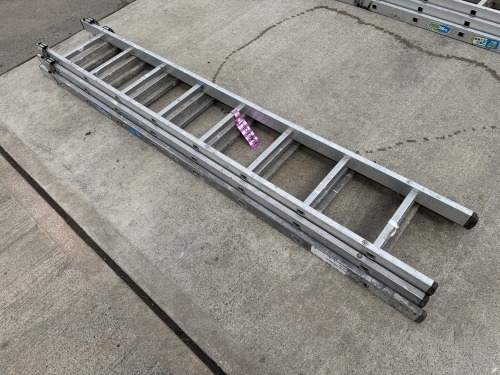 8 TREAD TRIPLE EXTENSION ALUMINIUM LADDER