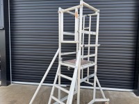 YOUNGMAN P1500 5 TREAD ALUMINIUM FOLDABLE PODIUM - 3