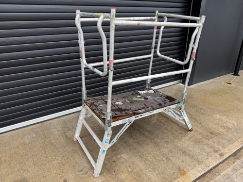 POP-UP FOLDABLE ALUMINIUM DELTA DECK