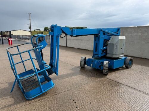 GENIE Z-34/22N BATTERY OPERATED BOOM LIFT - NON RUNNER