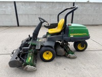 JOHN DEERE 2500A 3 GANG 4WD DIESEL&nbsp; RIDE ON LAWNMOWER - 2